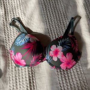 VS PINK push up bra